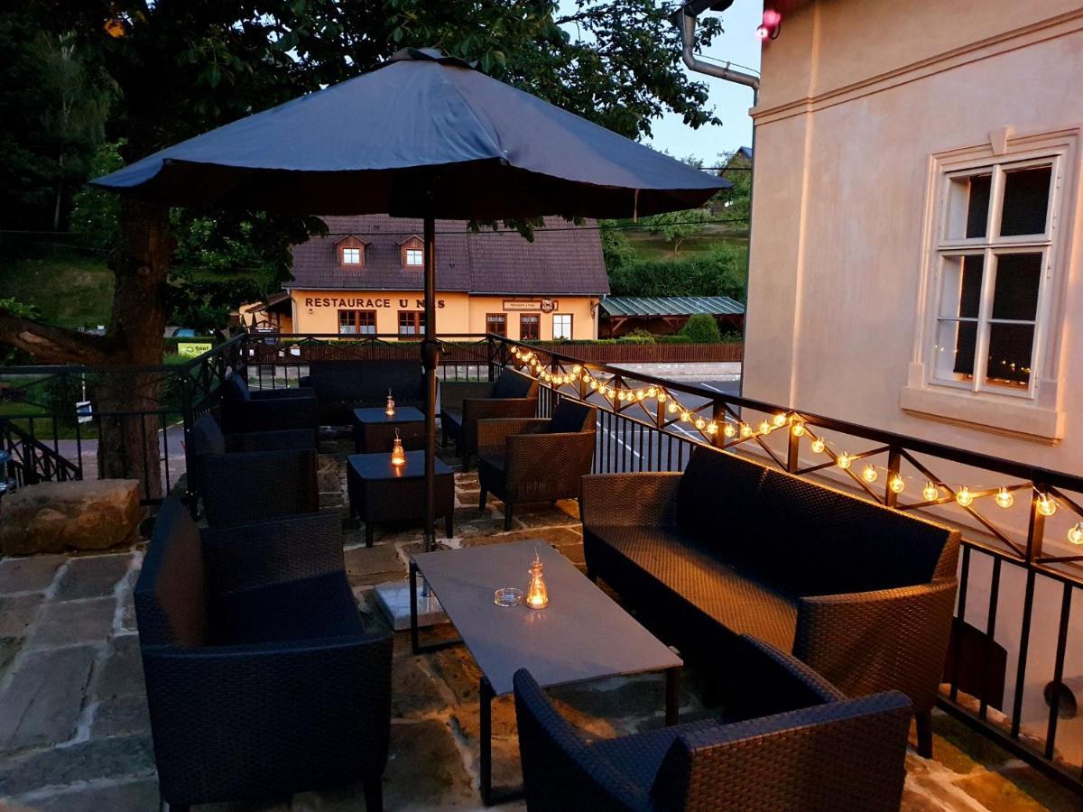 Hotel Kortus Jetrichovice  Ngoại thất bức ảnh