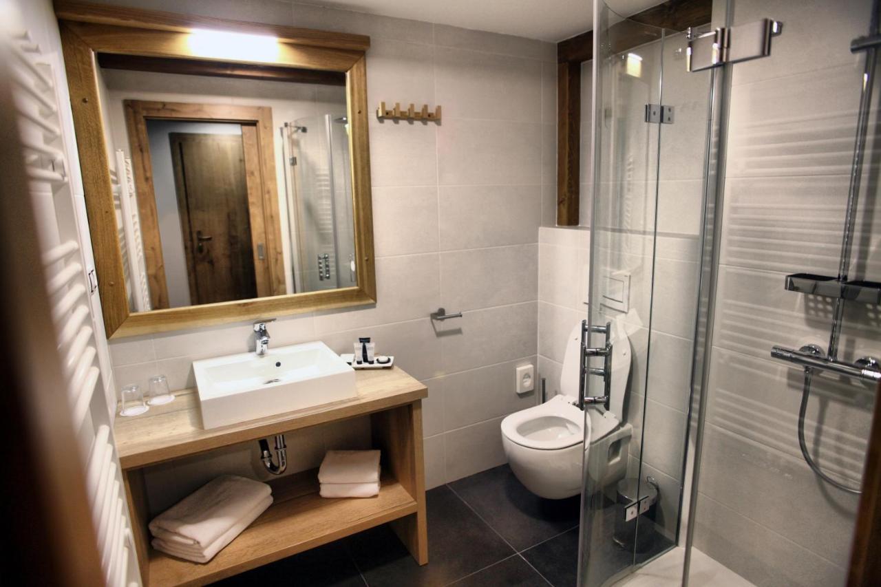 Hotel Kortus Jetrichovice  Ngoại thất bức ảnh
