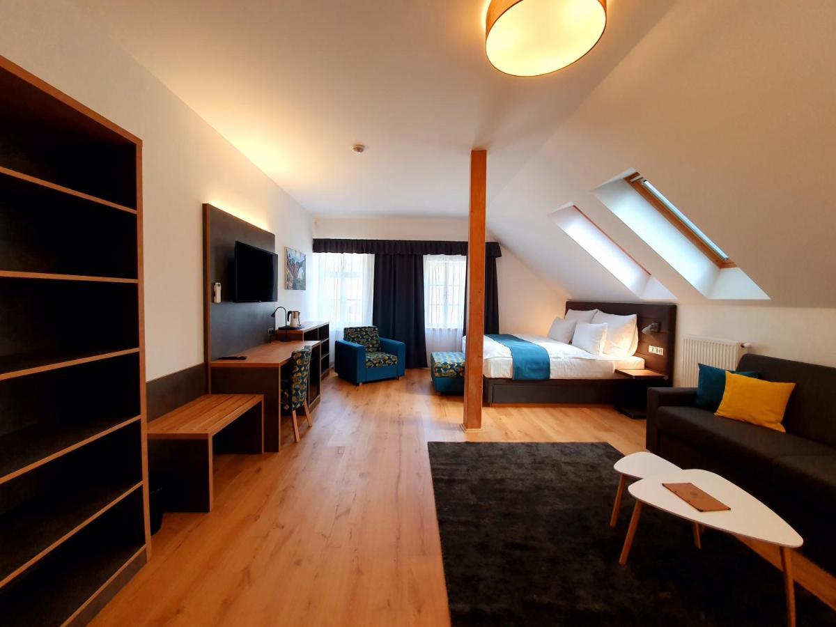 Hotel Kortus Jetrichovice  Ngoại thất bức ảnh