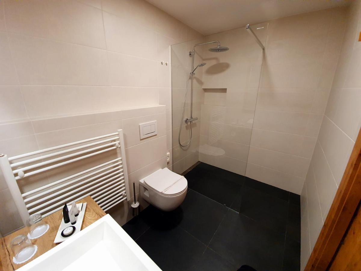 Hotel Kortus Jetrichovice  Ngoại thất bức ảnh